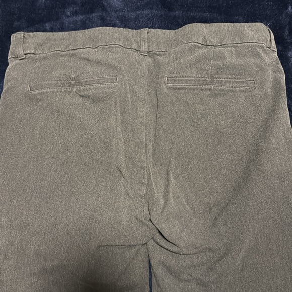 Old Navy | Pixie Pants - Picture 4 of 4